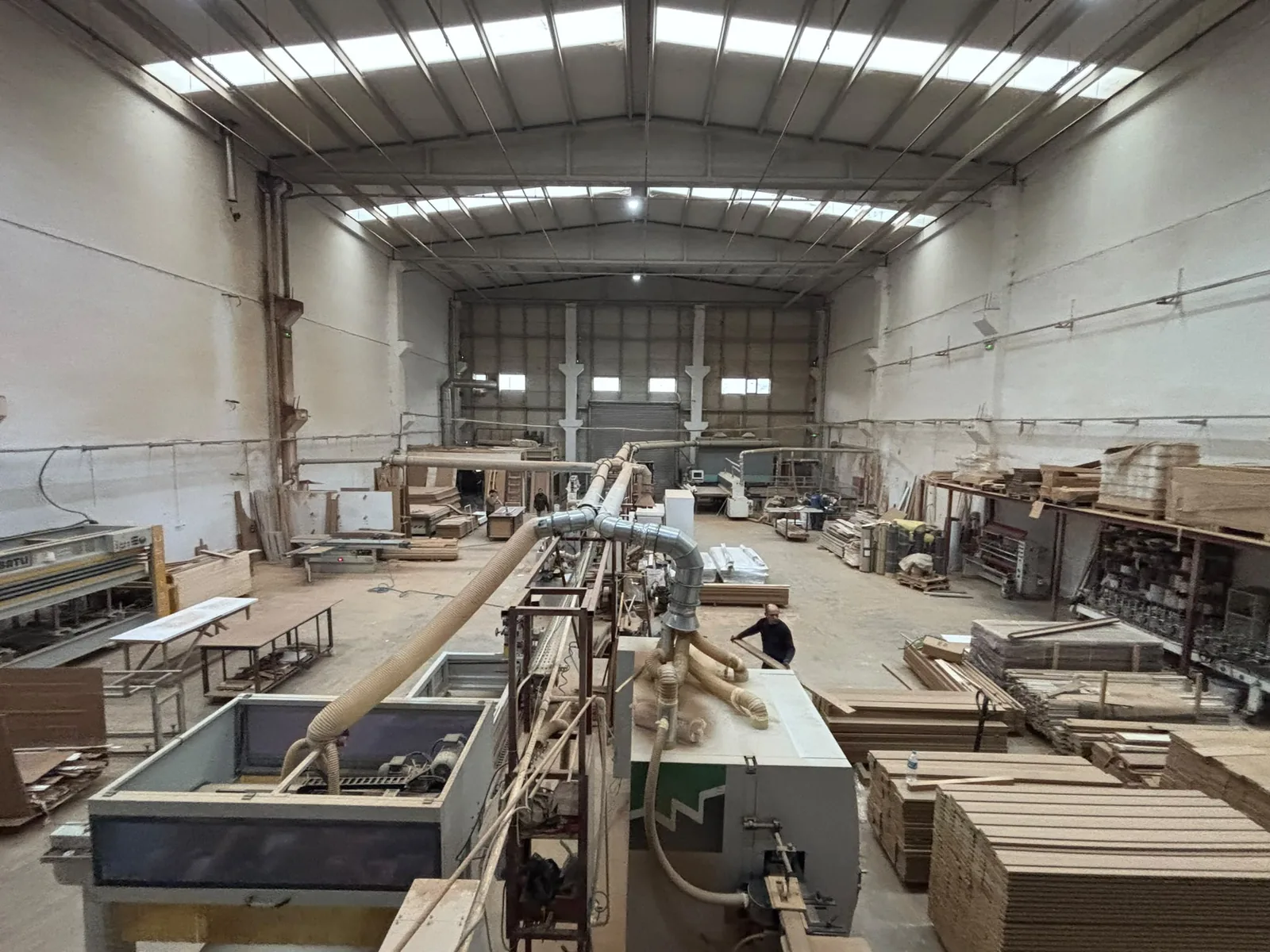 Fugadoor fabrika içi geniş üretim hattı